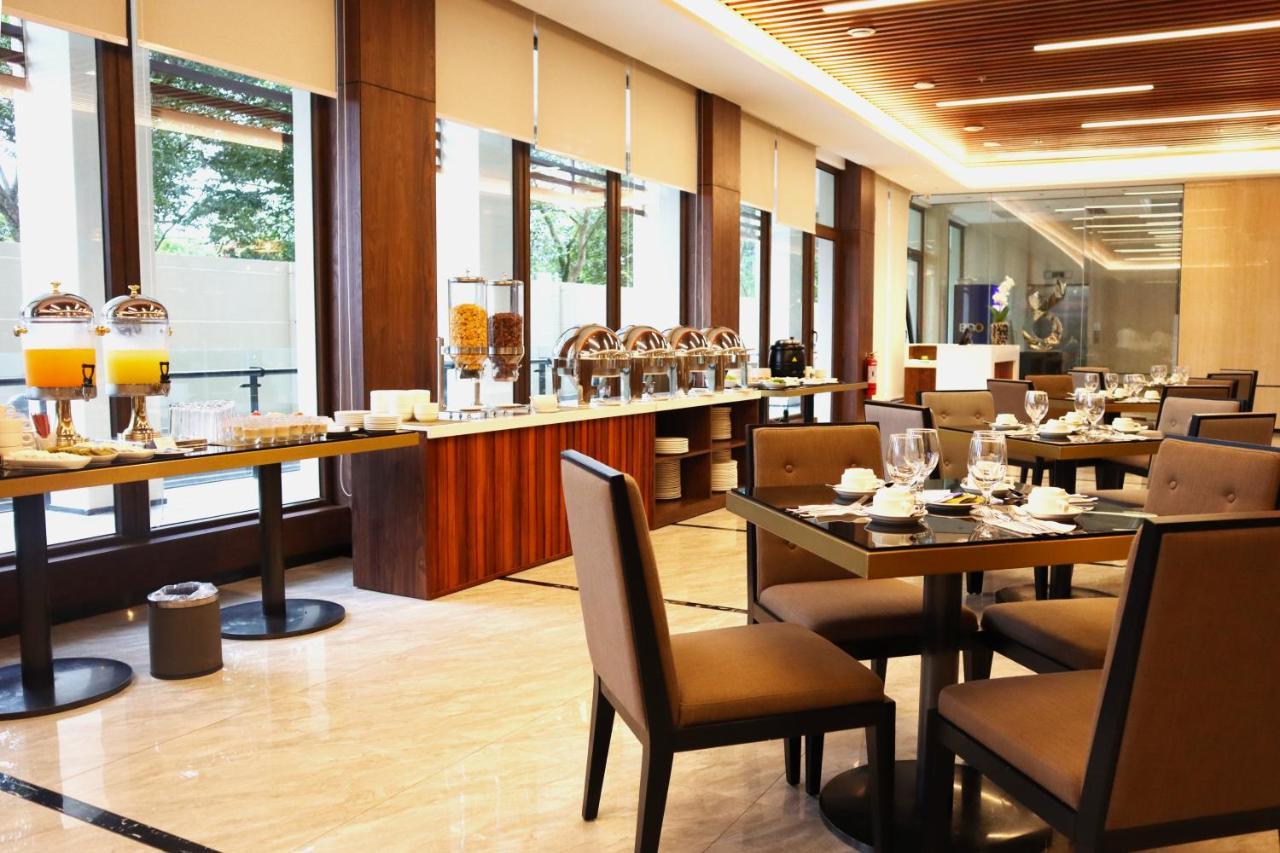 Hotel Casiana & Events Center Tagaytay Managed By Hii Tagaytay City Eksteriør bilde